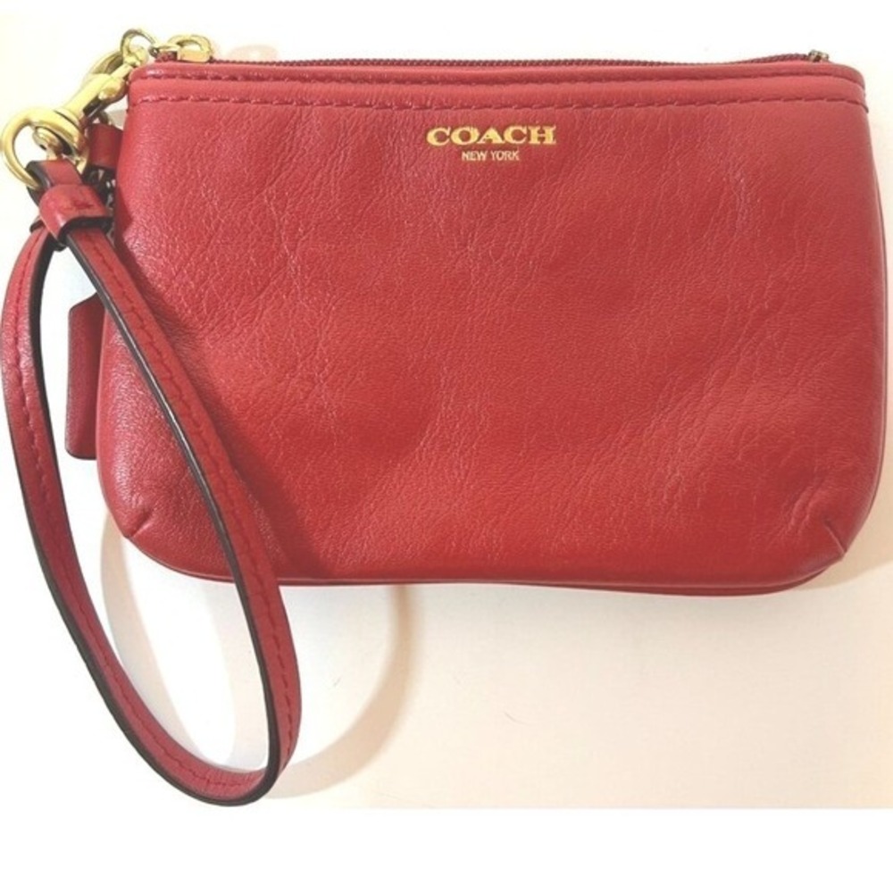Coach New York Red Leather Wristlet Clutch Bag Gold Hardware 6" X 4" Card Slots
